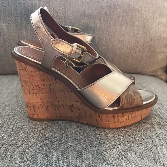 NWT Coach Cross Band High Wedge Sandal - Picture 5 of 8